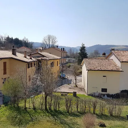 Mille Papaveri Rossi Casa Di Angela * Serravalle di Chienti